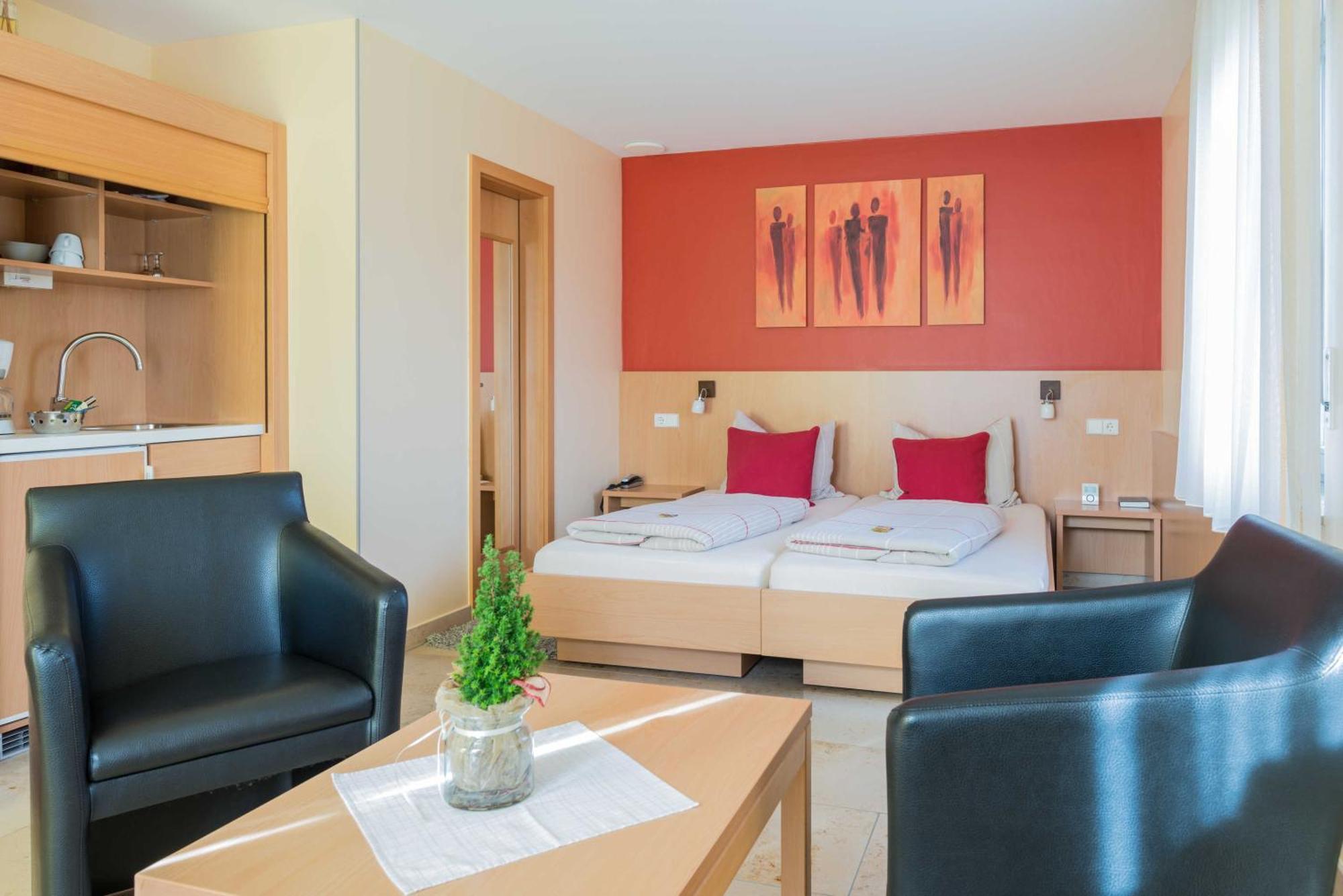 Muellers Weingut Und Weinstube Im Auerberg Apartment Nordheim  ภายนอก รูปภาพ